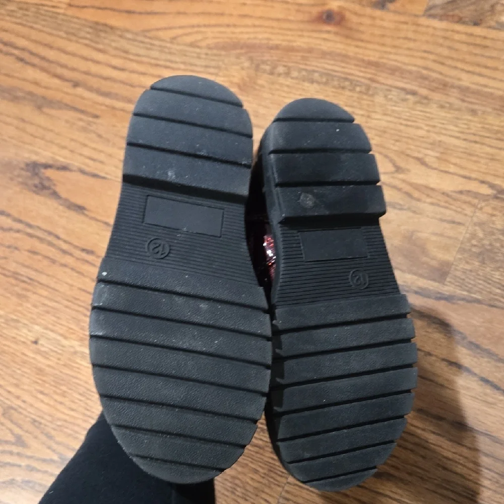 Target Burgundy Glitter Bow Ankle Boots - Picture 7 of 8